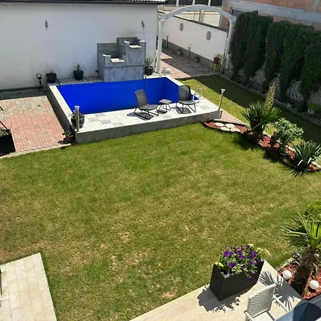 Villa Shine